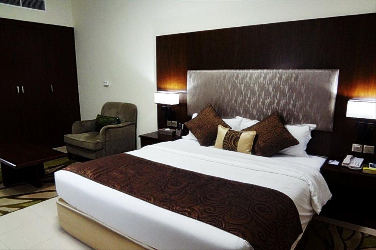 Grand Midwest View Hotel Apartments Dubaï Extérieur photo