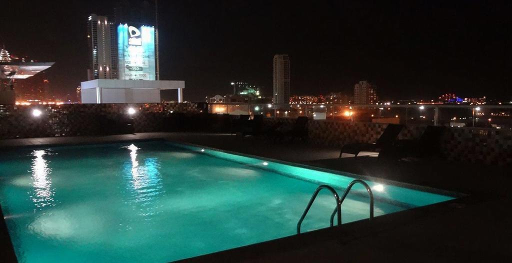 Grand Midwest View Hotel Apartments Dubaï Extérieur photo