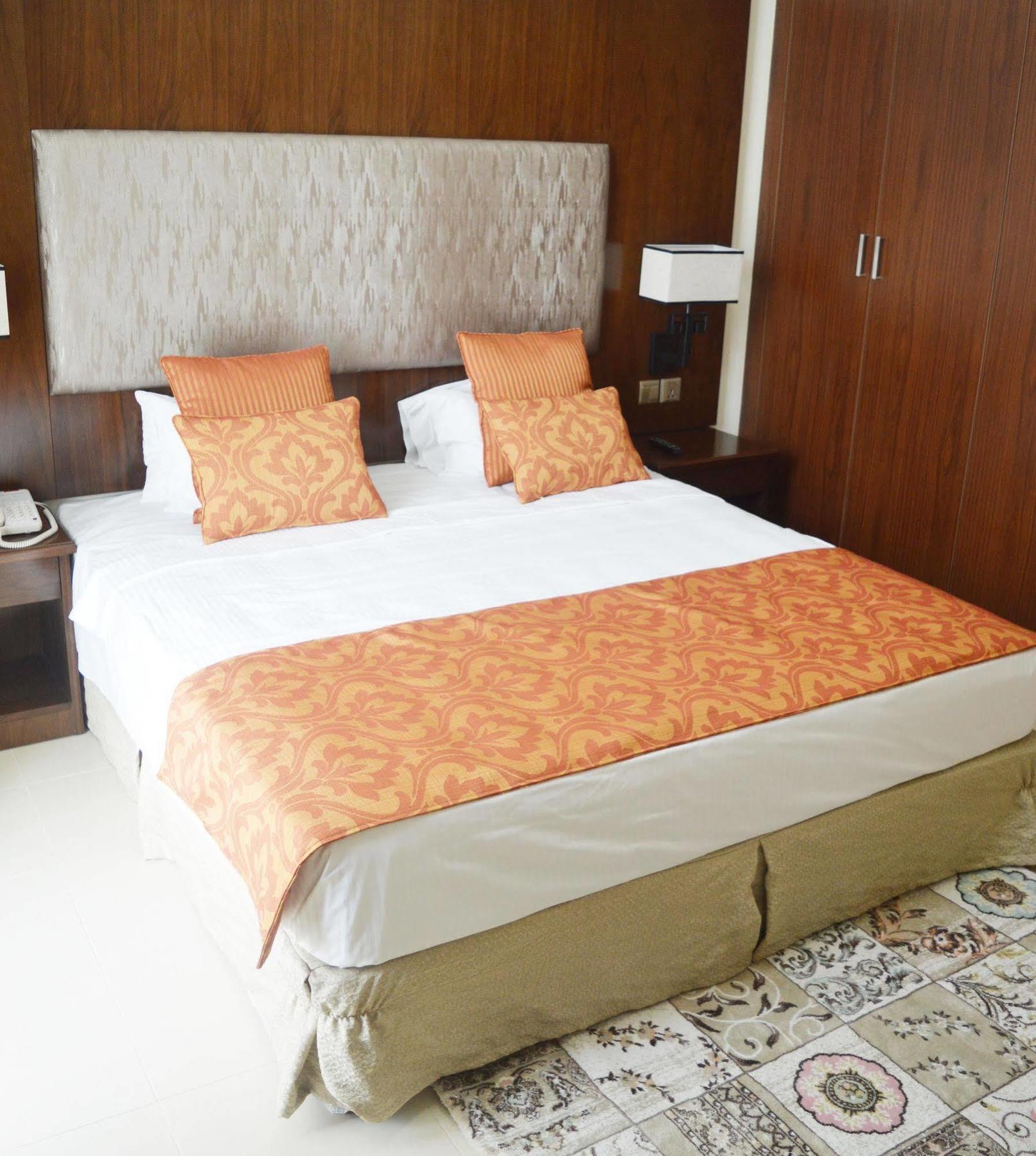 Grand Midwest View Hotel Apartments Dubaï Extérieur photo