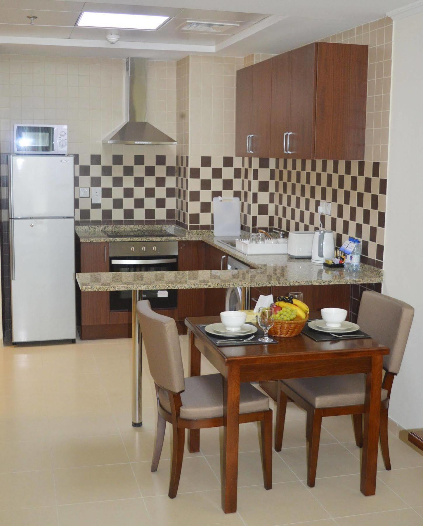 Grand Midwest View Hotel Apartments Dubaï Extérieur photo